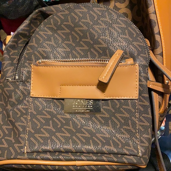 Small Backpack - Picture 1 of 2